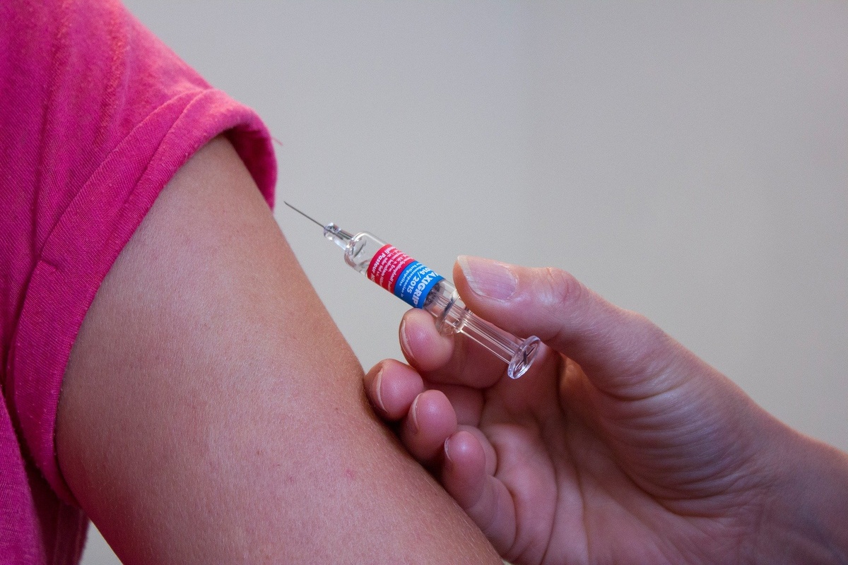 Нижегородка пять часов прождала вакцинацию в торговом центре